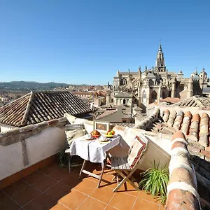 Cathedral Apartment